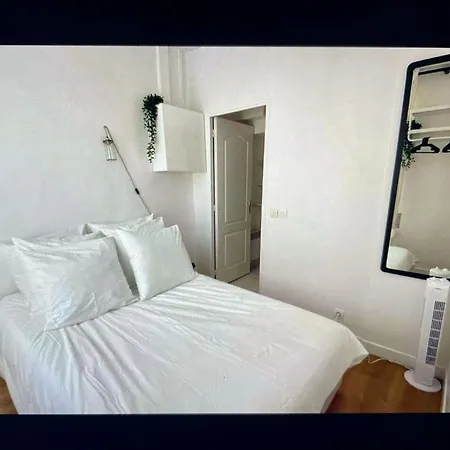 Cute One Bedroom In Le Marais *