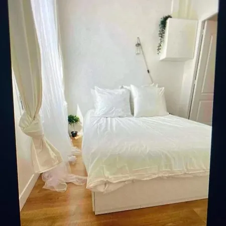 Apartment Cute One Bedroom In Le Marais *