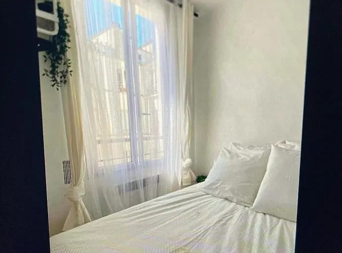 Cute One Bedroom In Le Marais Апартаменты Париж