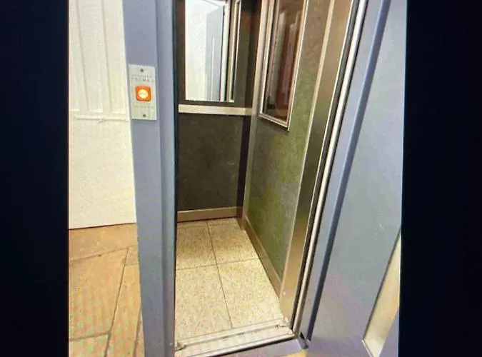 Cute One Bedroom In Le Marais Апартаменты Париж
